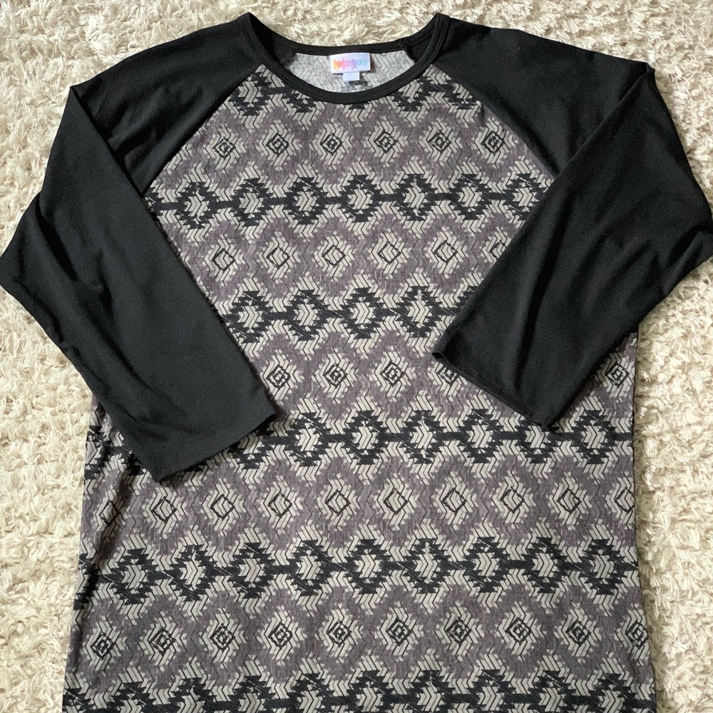 LulaRoe Randy Top